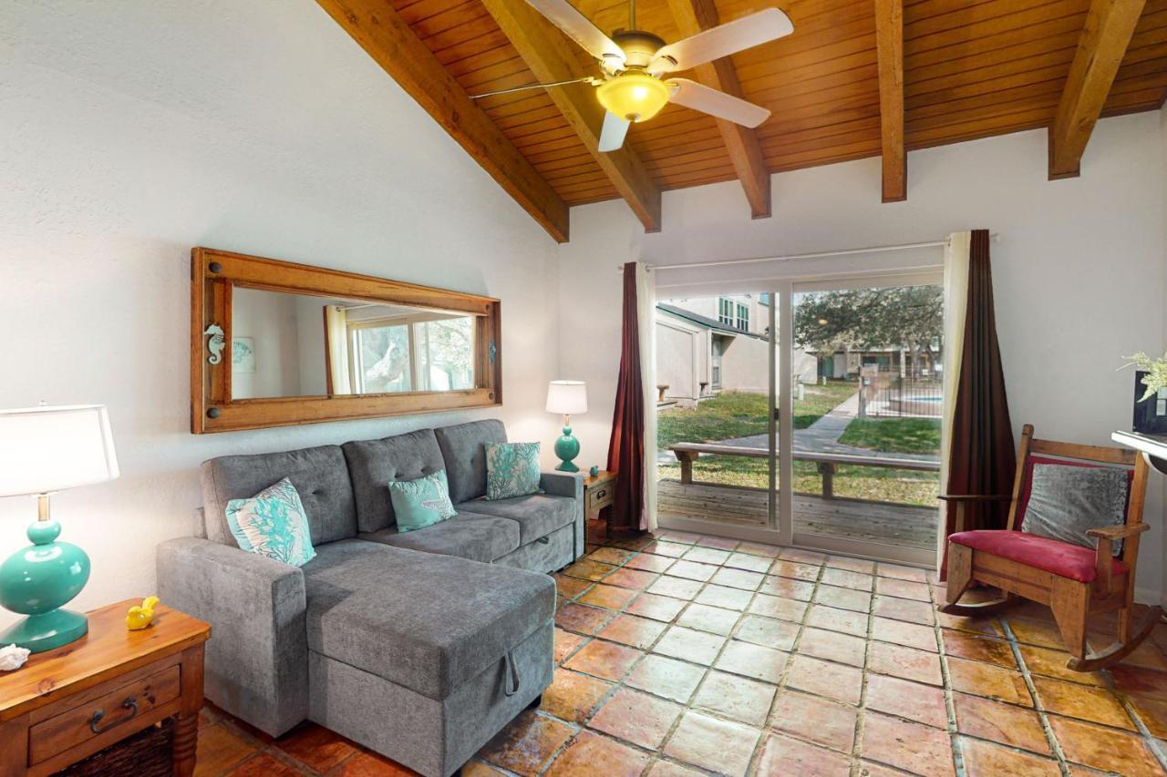 Fulton Beach Condos Rockport Habitación foto